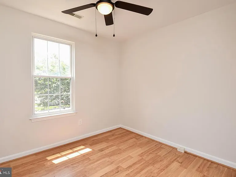 3802 Koval Ln — Photo 19