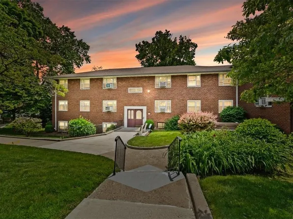 12 Dehaven Drive #2E, Yonkers, NY 10703