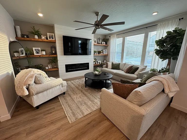 743 S Miller Ave — Photo 4