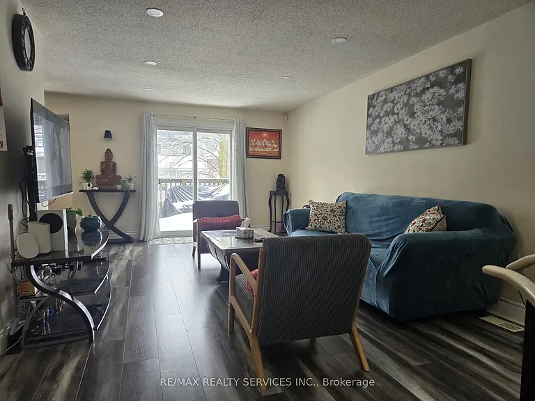 54 Green Valley Dr #32 — Photo 24