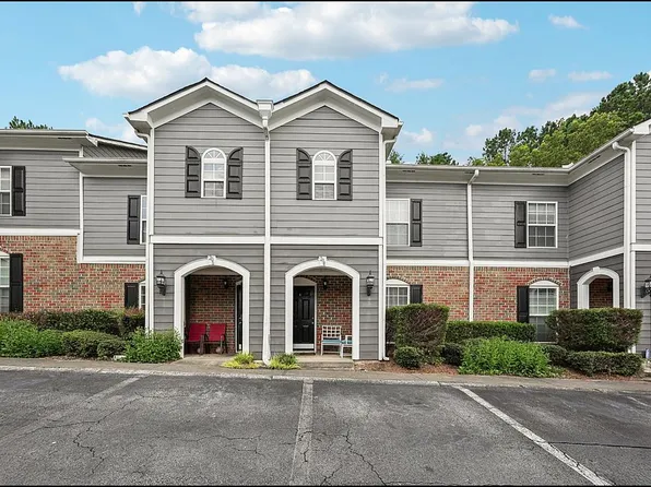 204 Summer Pl, Norcross, GA 30071