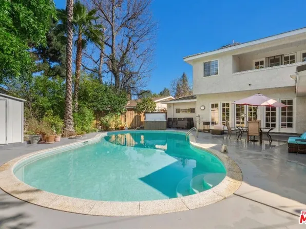 16155 Otsego St, Encino, CA 91436