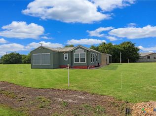 1209 W Oakland Ave, Seadrift, TX 77983