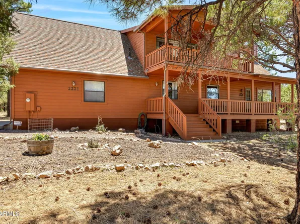 2221 E Mountain Lion Lane, Overgaard, AZ 85933
