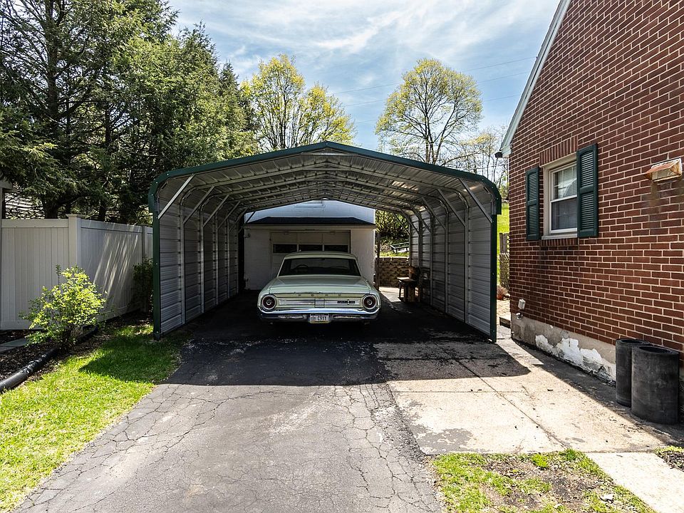 144 W Hoke St, Spring Grove, PA 17362 Zillow