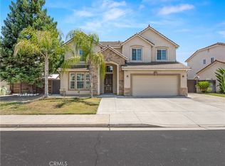 2686 Robinwood Ave, Clovis, CA 93611