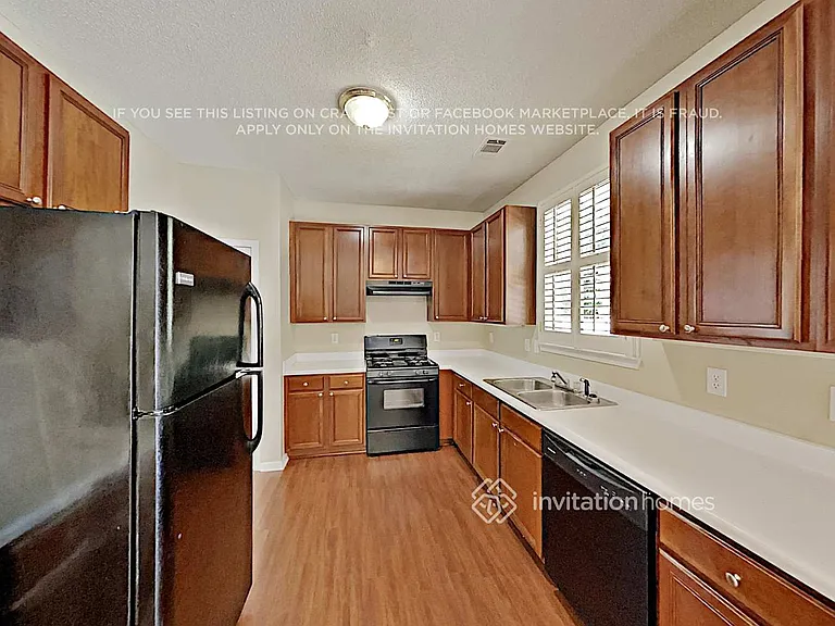 2423 Camata Pl — Photo 7