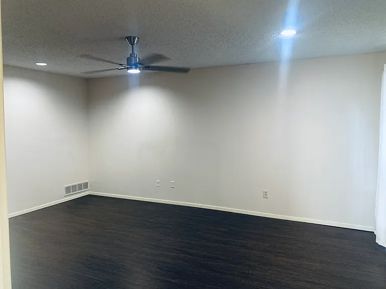 5935 Preston Valley Dr — Photo 17