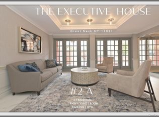 180 S Middle Neck Road #2-A, Great Neck, NY 11021