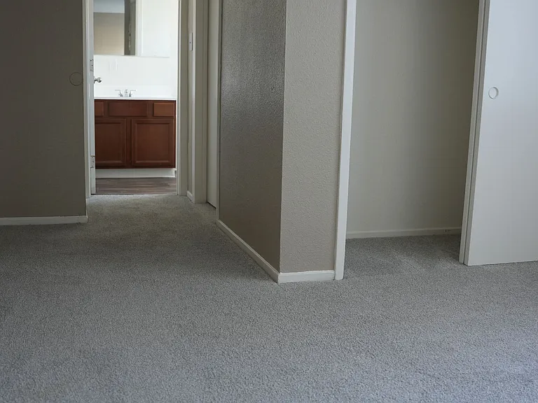 Rancho Terrace — Photo 17