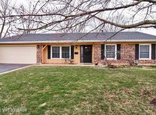 363 Red Bridge Rd, Lake Zurich, IL 60047