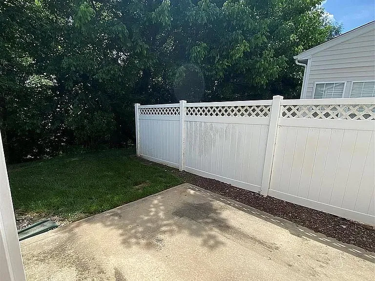 12814 Bullock Greenway Blvd — Photo 8