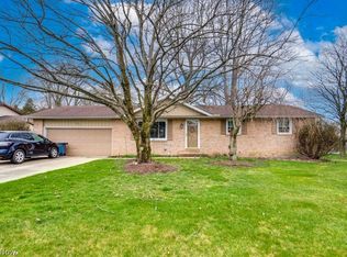 1052 Haueter Sq NE, Bolivar, OH 44612