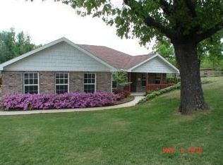 3540 Robin Hill Ln, Springdale, AR 72762