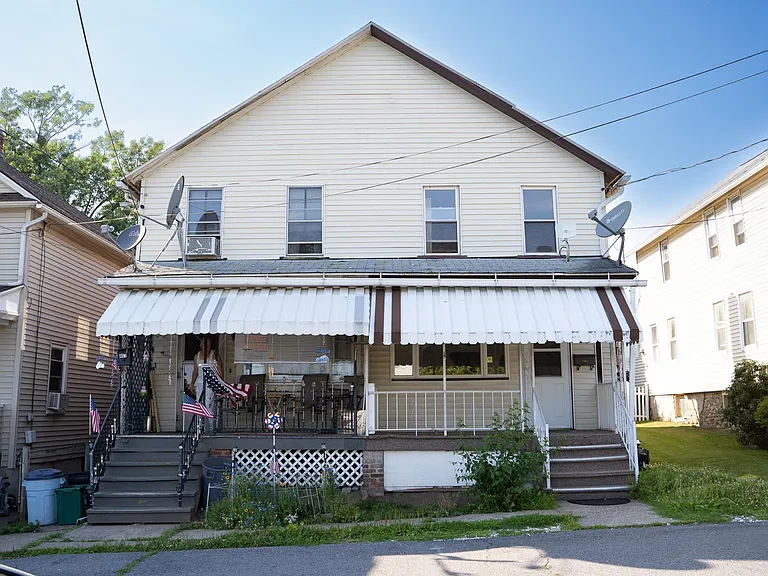 405 Orchard St — Photo 4