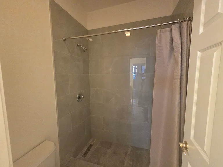 2086 Shenandoah Dr — Photo 15