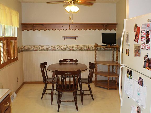 4th image of 3075 Goda Ave