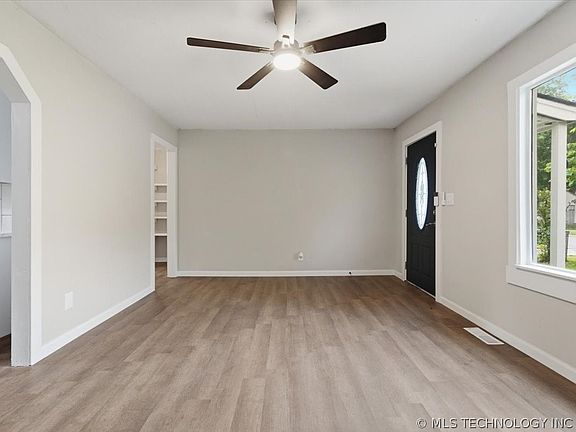 5th image of 5011 S 31st West Ave