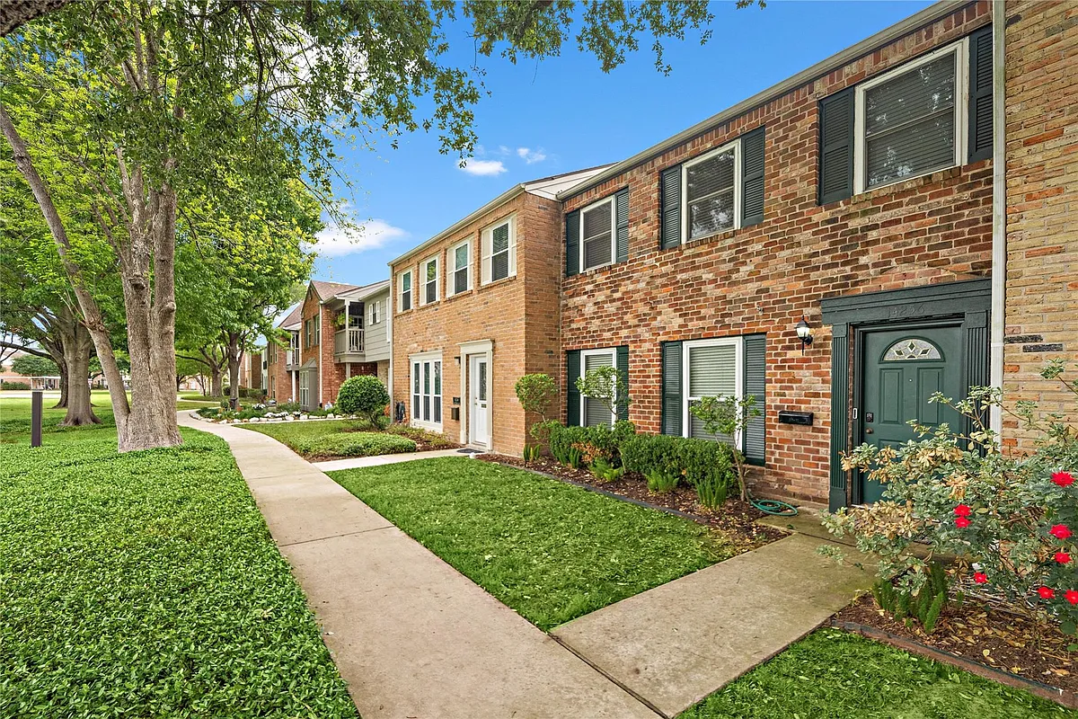 Building Photo - 14256 Misty Meadow Ln