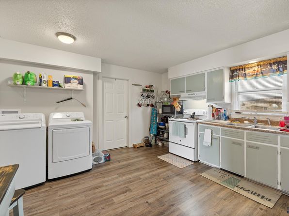 rapid-city-south-dakota-448449235 picture