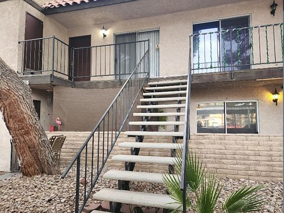 3rd image of 2782 Eldora Cir APT D