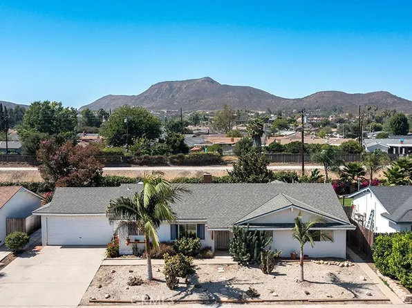 3013 Michael Dr, Thousand Oaks, CA 91320