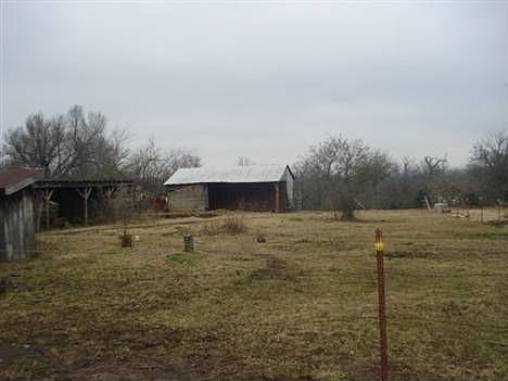 2nd image of 42881 Curtis Ln