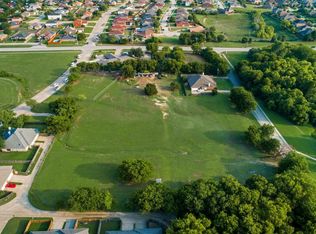 816 Terrace Dr, Desoto, TX 75115