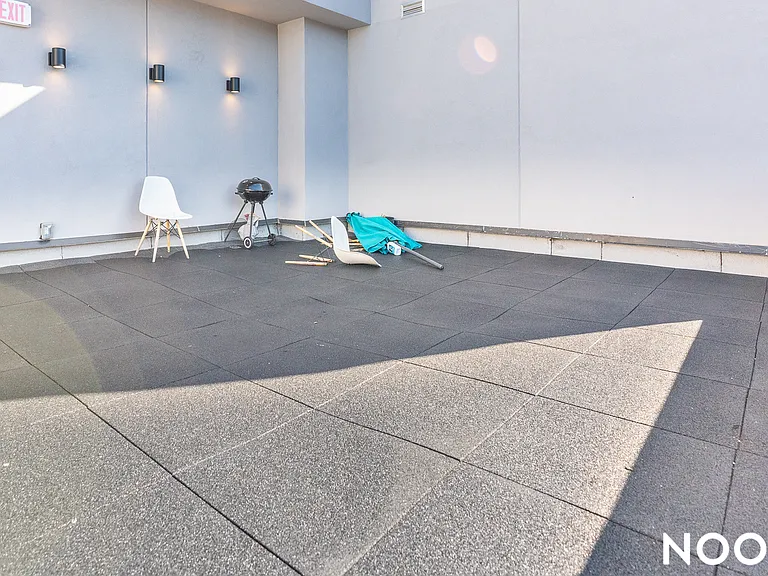 887 Lexington Ave #4F — Photo 17
