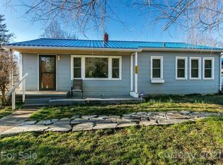 141 Sellars Rd, Clyde, NC 28721