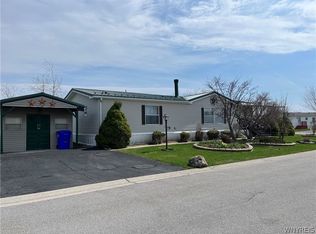 1164 Timberwood Ct, Lockport, NY