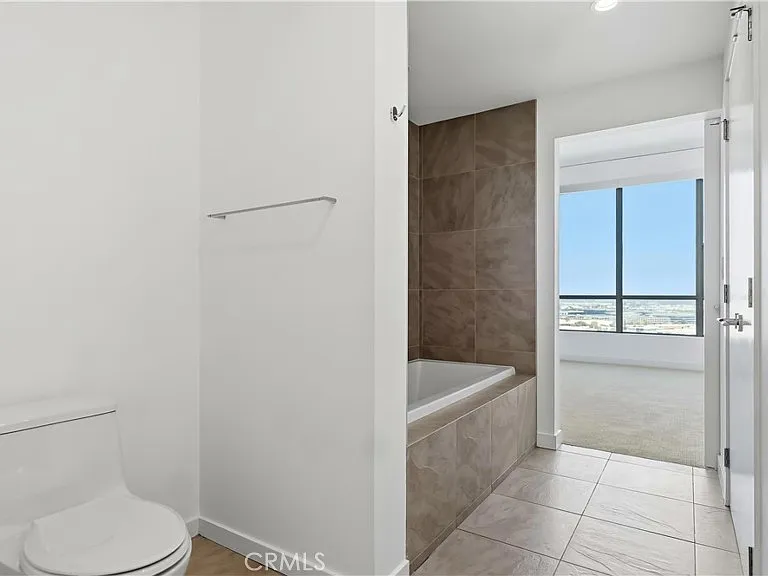 9 Macarthur Pl #N2002 — Photo 25