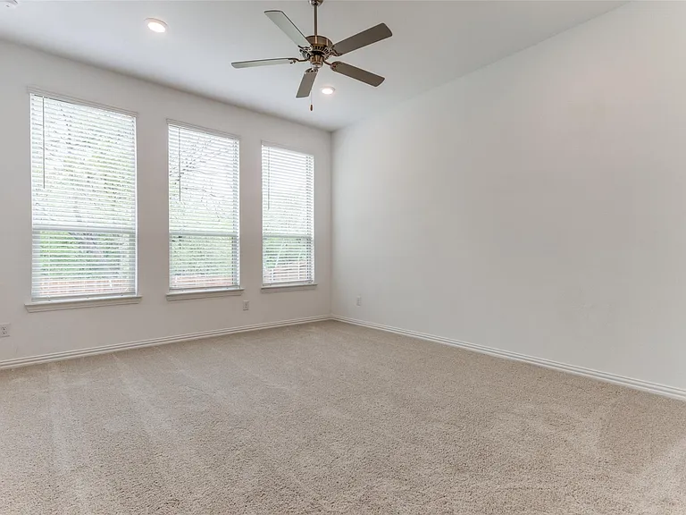 7921 Lindheimer Ln — Photo 18