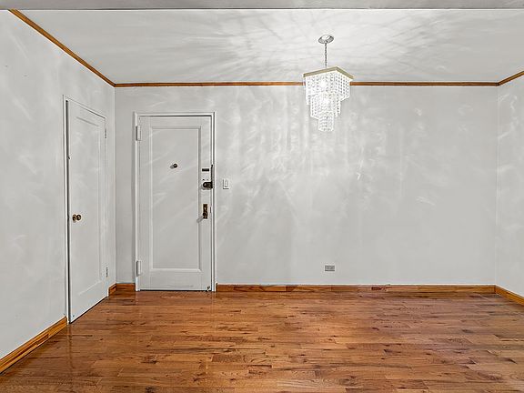 4th image of 2465 Haring St APT 4F