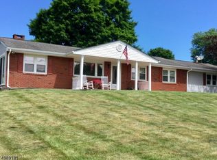 24 Brian St, Milford, NJ 08848