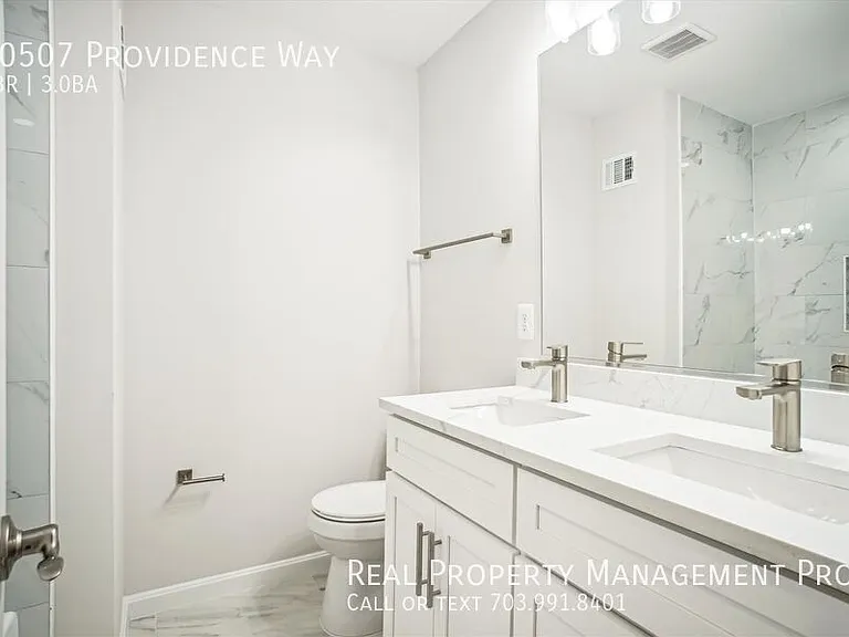 10507 Providence Way — Photo 24
