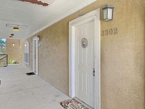 3rd image of 7323 Snowden #3302