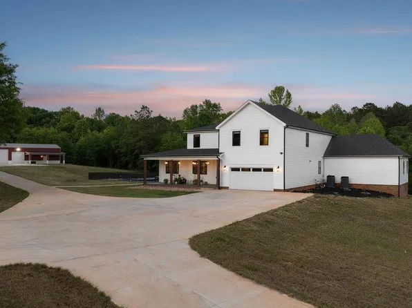 2196 Stewart Dairy Rd, Fountain Inn, SC 29644