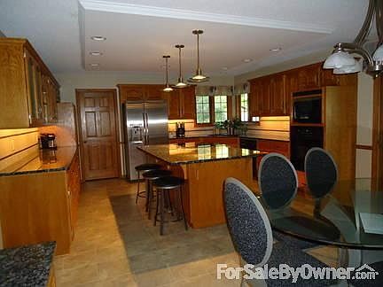 3rd image of 6401 Ponderosa Dr