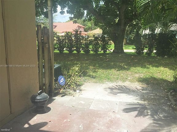 4th image of 2920 S Edgehill Ln #2920