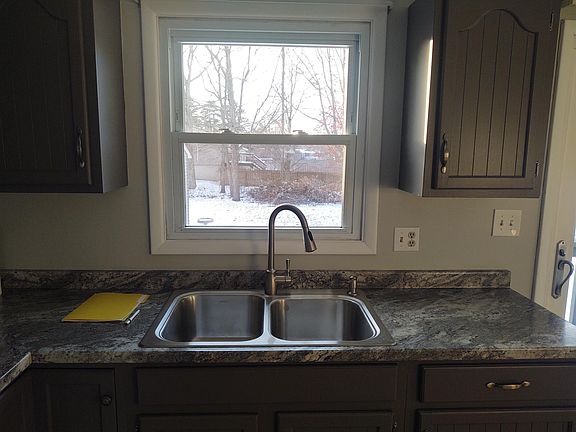 4th image of 10931 Heather Dr