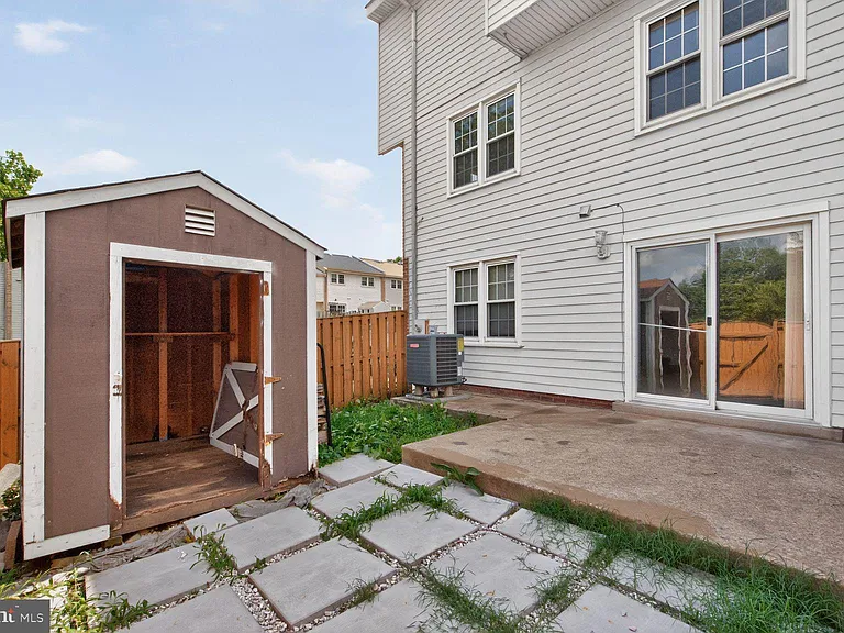 9457 Jenerio Ct — Photo 25