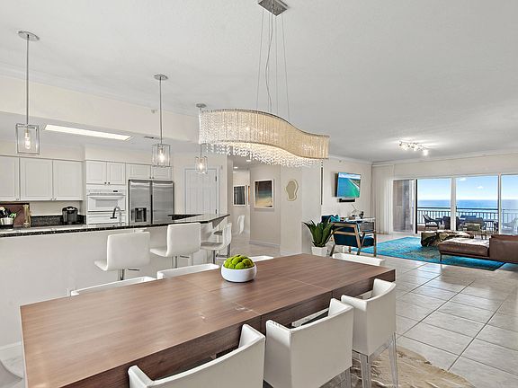5th image of 4551 Southwinds Dr #Penthouse 4551