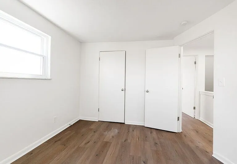 4040 Halsey Pl — Photo 13