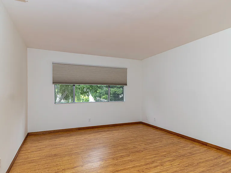 4130 Vinton Ave — Photo 24