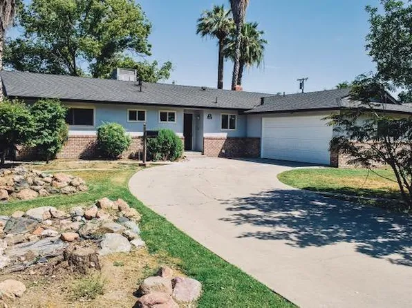 1010 S Redwood Dr, Visalia, CA 93277