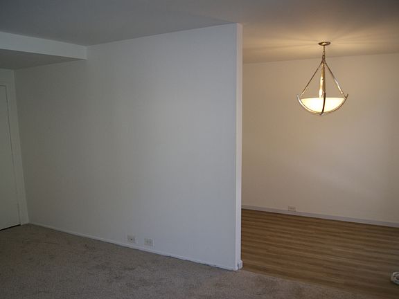 5th image of 185 Sierra Dr APT 214