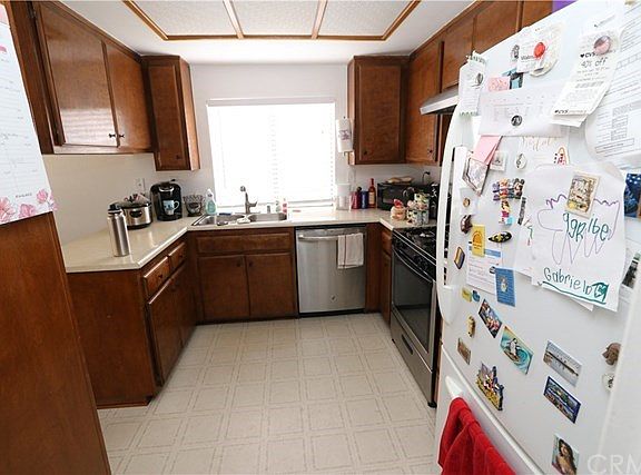 5th image of 6025 N Gregory St