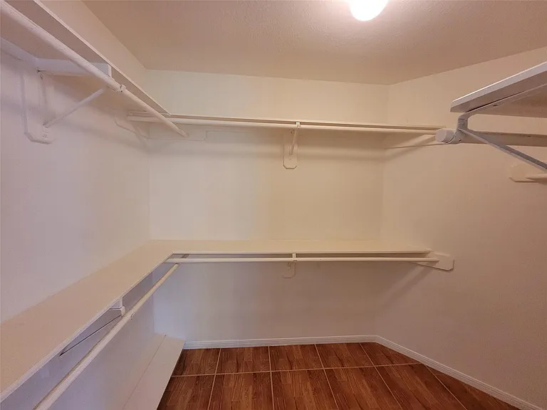 15427 Truslow Point Ln — Photo 17