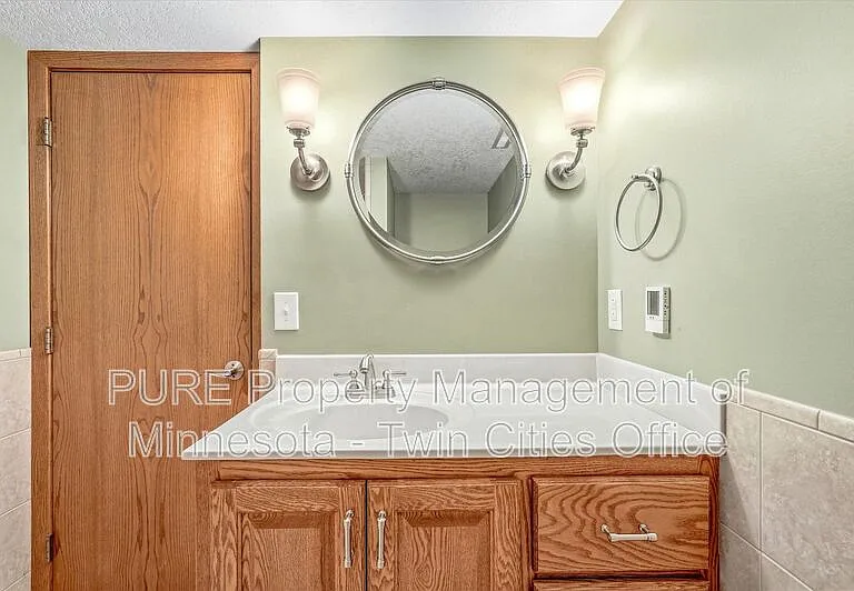 10247 Nottingham Trl — Photo 39